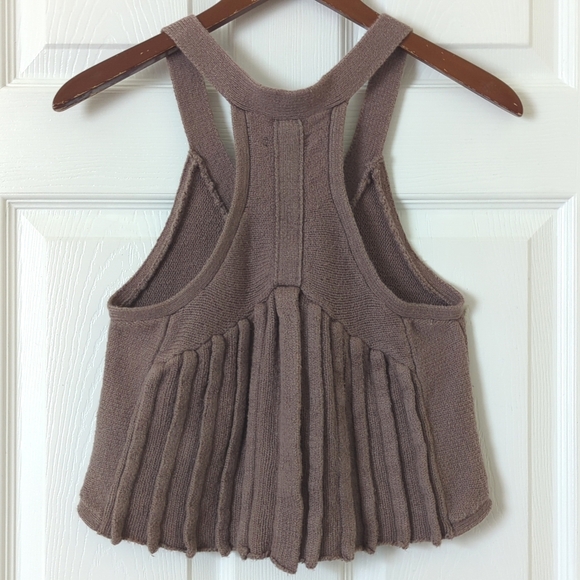 Quicksilver Waistcoat Inspired Button Up V-neck Pleated Back Knit Tank Top Taupe - Picture 10 of 12